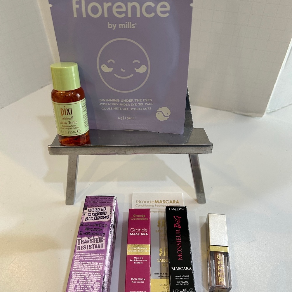 Lancôme, Pixie, Urban Decay & other High-end Beauty Samples (Set of 6)